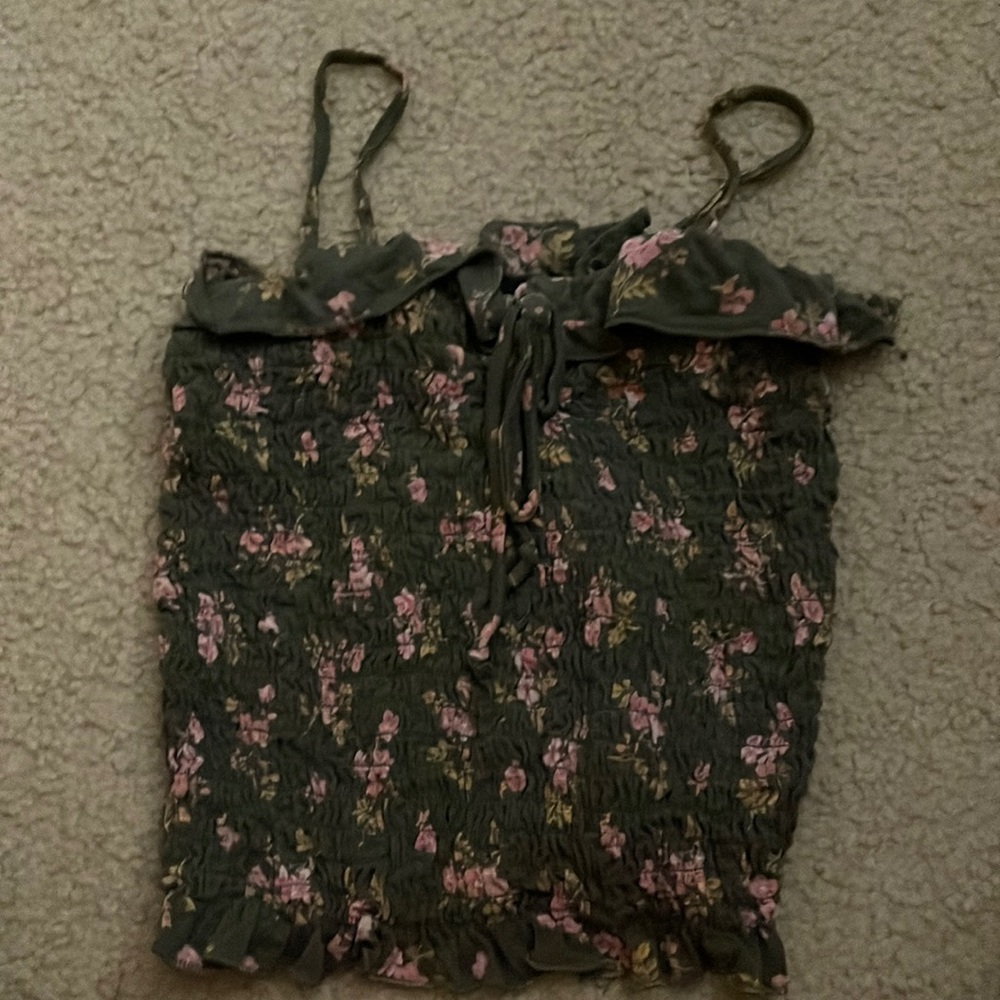 American Eagle Green Floral Cami Crop Top